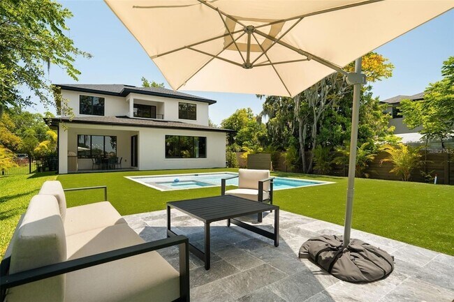 Building Photo - 6564 Lagoon St