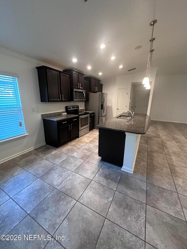 Building Photo - 2720 Salt Lake Dr