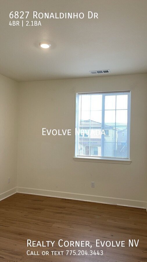 Building Photo - 6827 Ronaldinho Dr