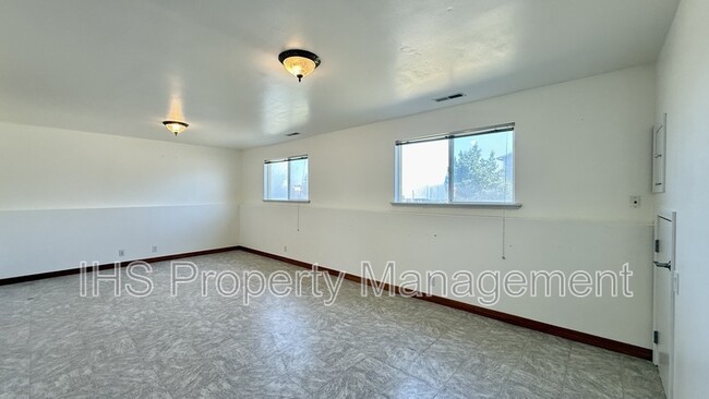 Building Photo - 1603 Eagle St