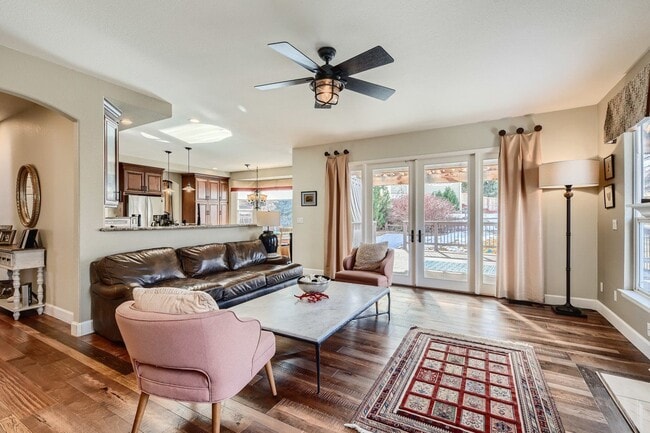 Building Photo - 9805 Cypress Point Cir