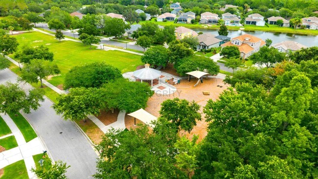 Building Photo - 8947 Garden Party Dr