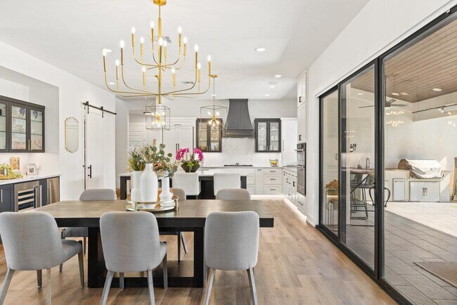 Building Photo - 223 Golden Bear Dr