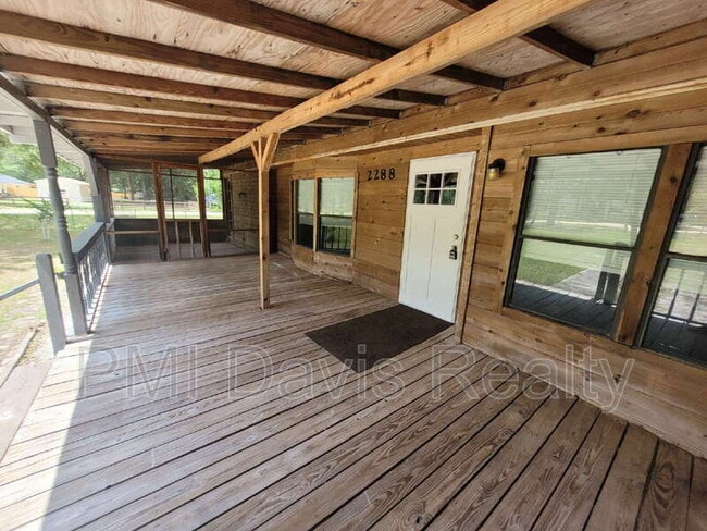 Building Photo - 2288 Amarylis Ave