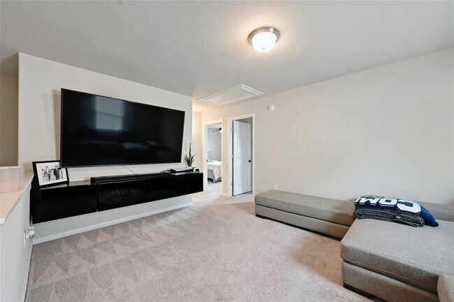 Building Photo - 6401 Arbor Crest Ln