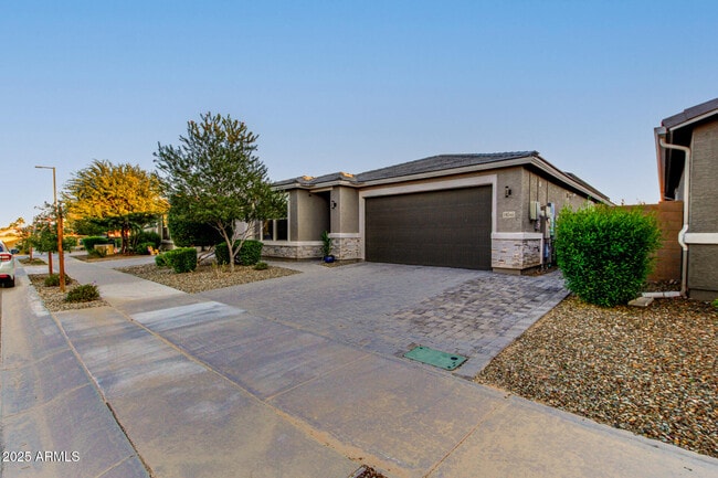 Building Photo - 18345 W Ipswitch Wy