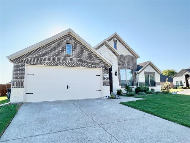 Building Photo - 4002 Whitetail Ln