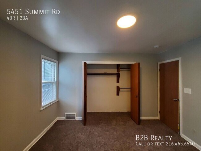 Building Photo - 5451 Summit Rd
