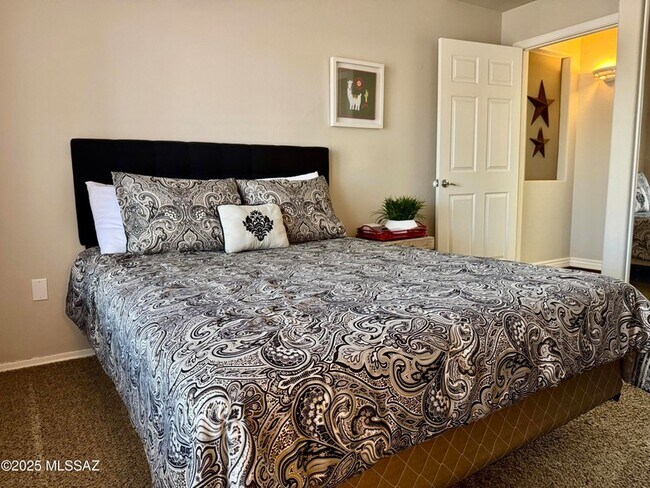 Building Photo - 655 W Vistoso Highlands Dr