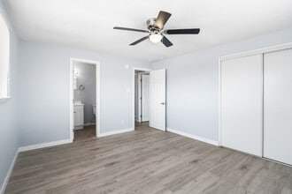 Building Photo - 24182 Tamarisk Ave