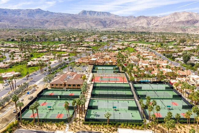 Building Photo - 48910 Noline Pl