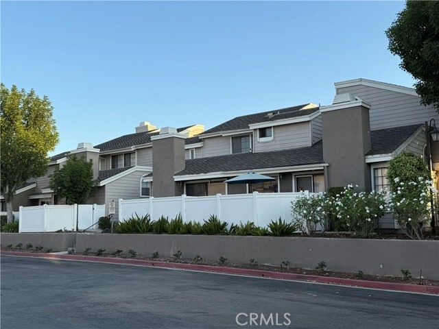 Building Photo - 15732 Tetley St