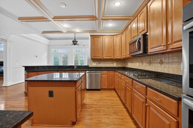 Building Photo - 43286 Canal Creek Pl