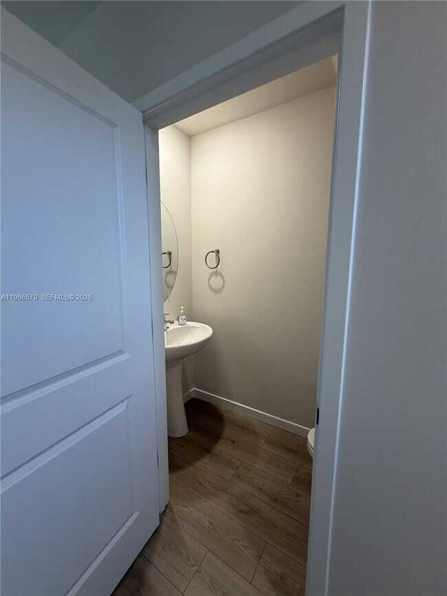 Building Photo - 8441 Everly Preserve Dr