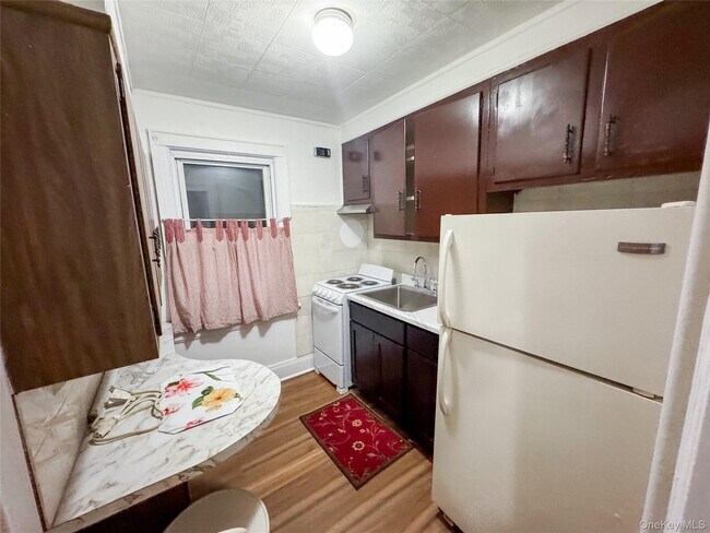 Building Photo - 109-35 96th St