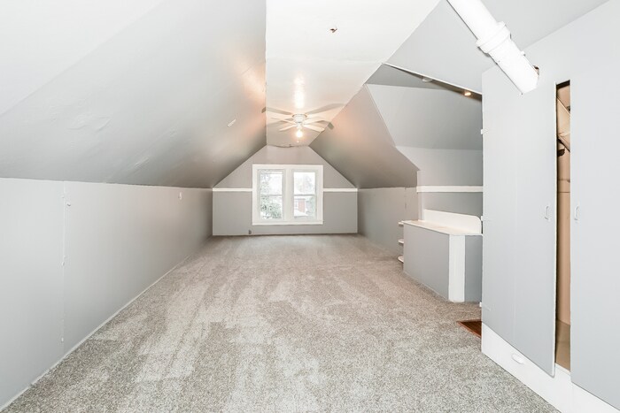 Building Photo - 1556 Dille Rd