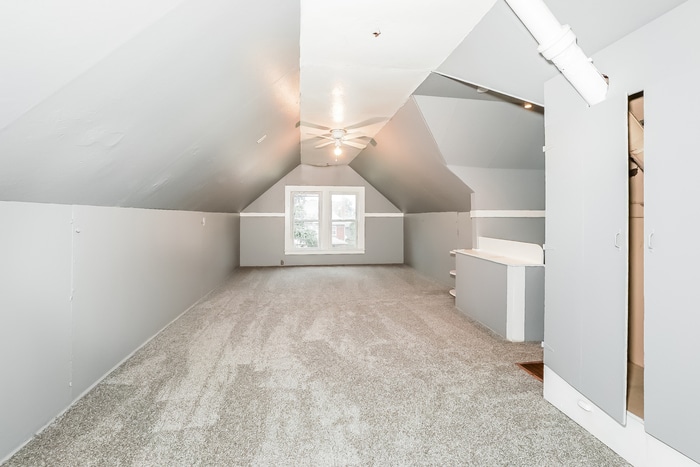 Building Photo - 1556 Dille Rd