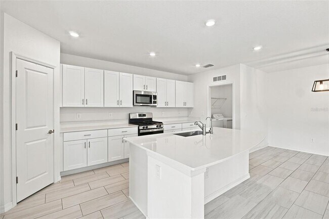 Building Photo - 35418 Ackley Trce