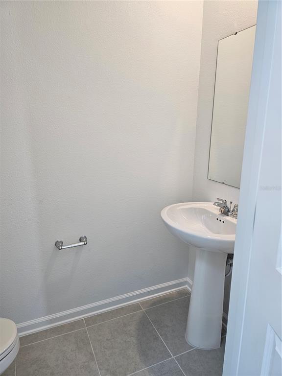 Building Photo - 3386 Alexander Dr