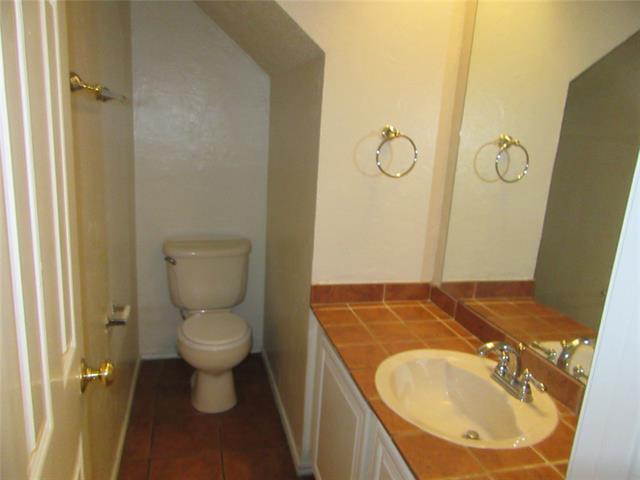 Building Photo - 8404 Forest Ln