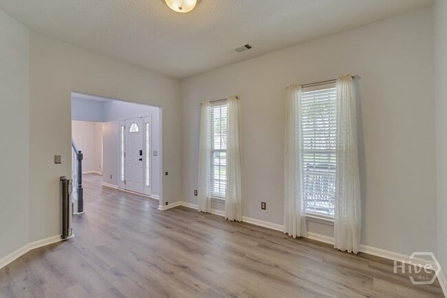 Building Photo - 119 Cherryfield Ln