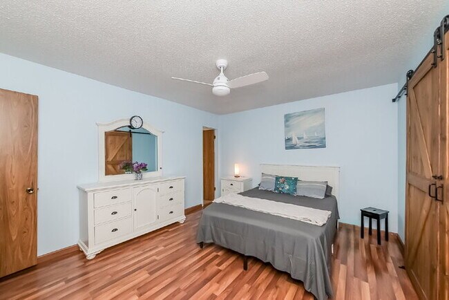 Building Photo - Fully furnished 2BR/2BA villa in Heritage Village West — $1,900/month