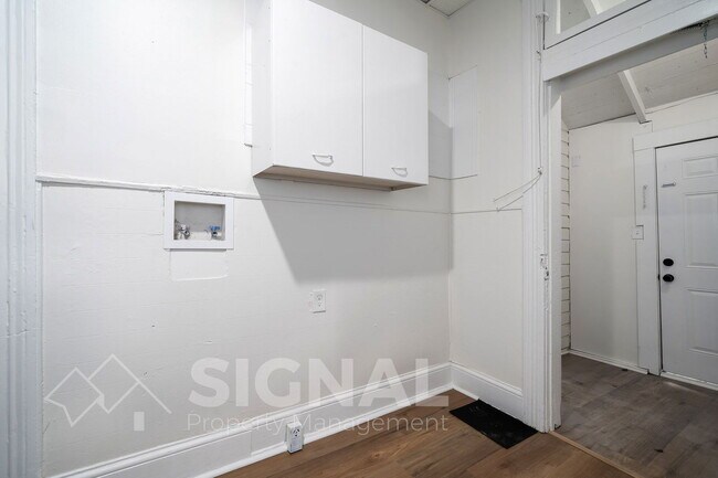 Building Photo - 4808 2nd Ave N