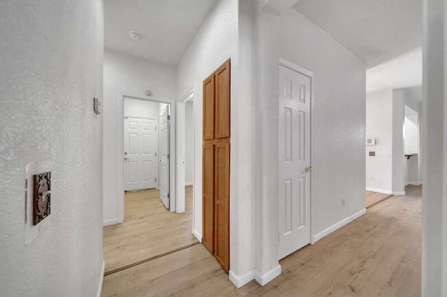 Building Photo - 9326 Lembert Dome Cir
