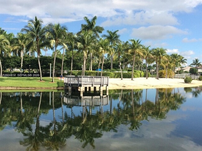 Building Photo - 781 NW 170th Terrace