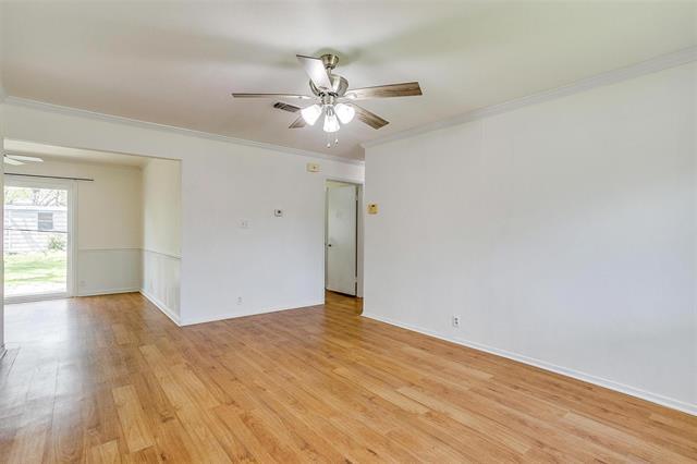 Building Photo - 237 NE Murphy Rd