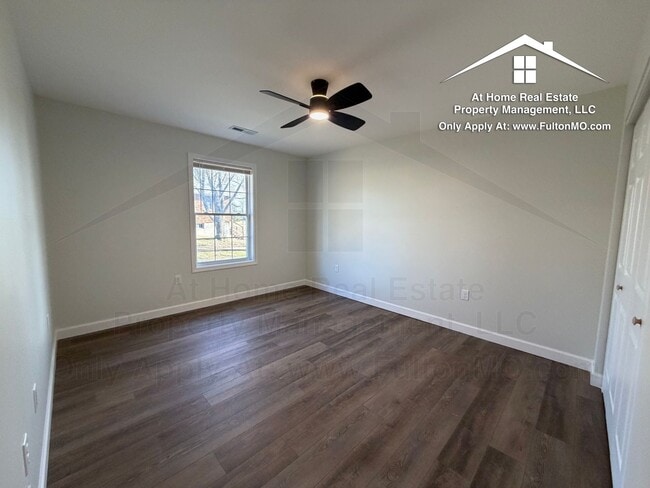 Building Photo - King Street 128-130 Duplex