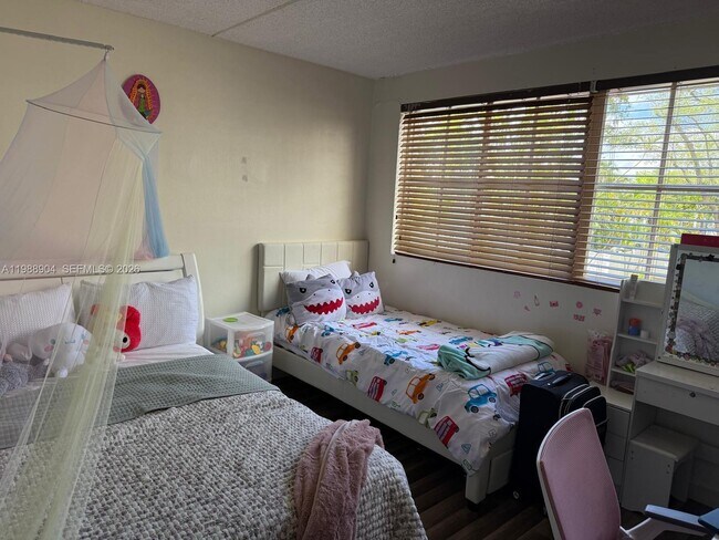 Building Photo - 6195 NW 186th St