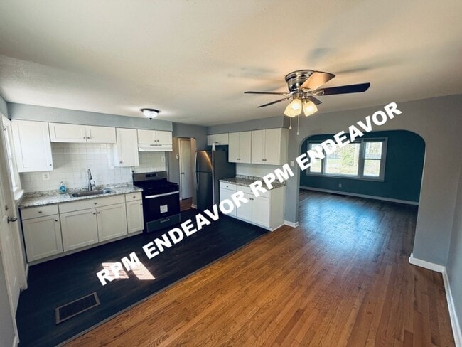 Building Photo - Section 8 Accepted! Spacious 4-Bedroom Hom...