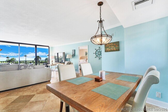 Building Photo - 300 Ocean Trail Way