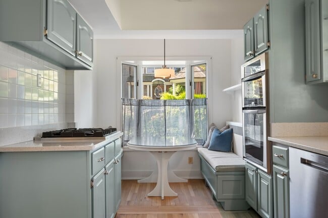 Building Photo - 55 Loughlin Ave