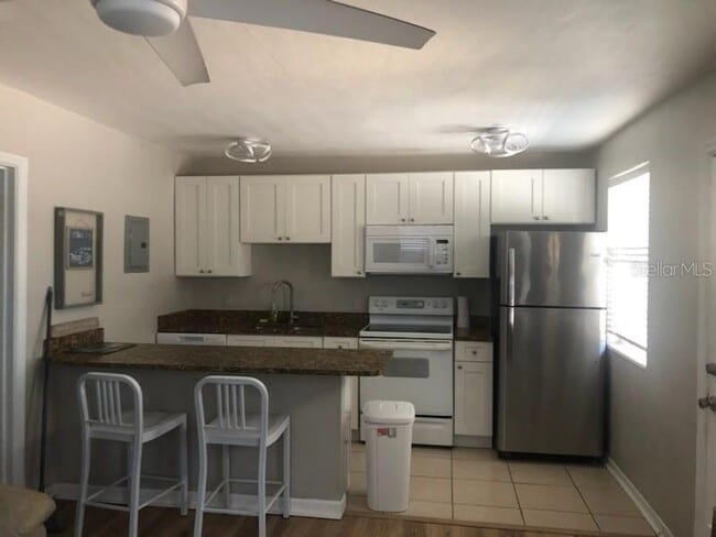 Building Photo - 6755 Gulf Winds Dr
