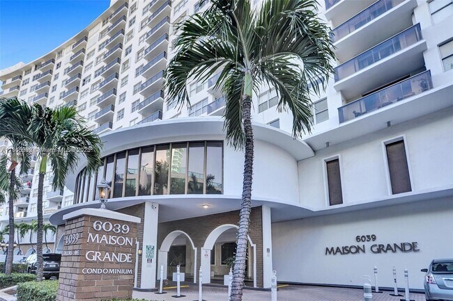 Primary Photo - 6039 Collins Ave
