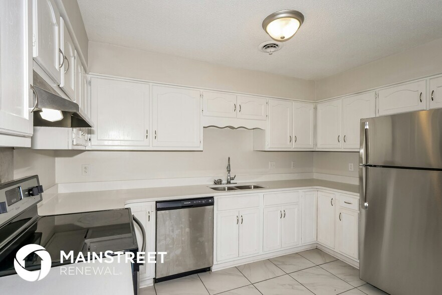 Building Photo - 7318 Old Dominion Ct