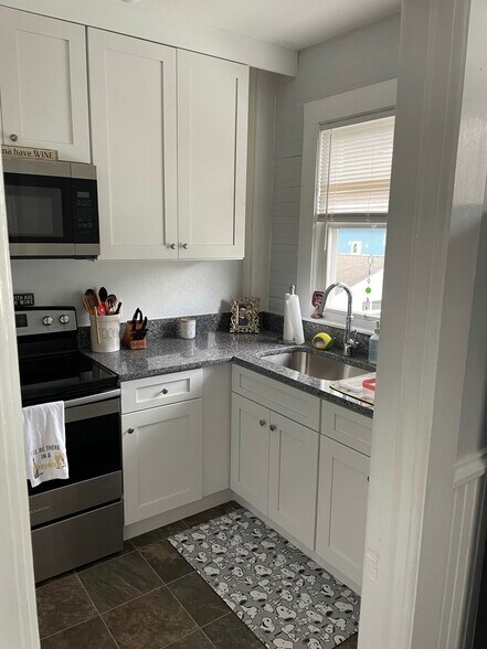 Building Photo - 29 Pierce St