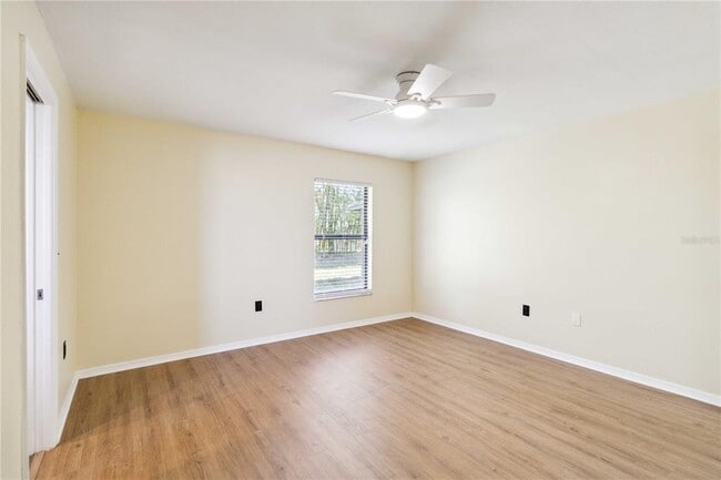 Building Photo - 3509 65th Ave Cir E