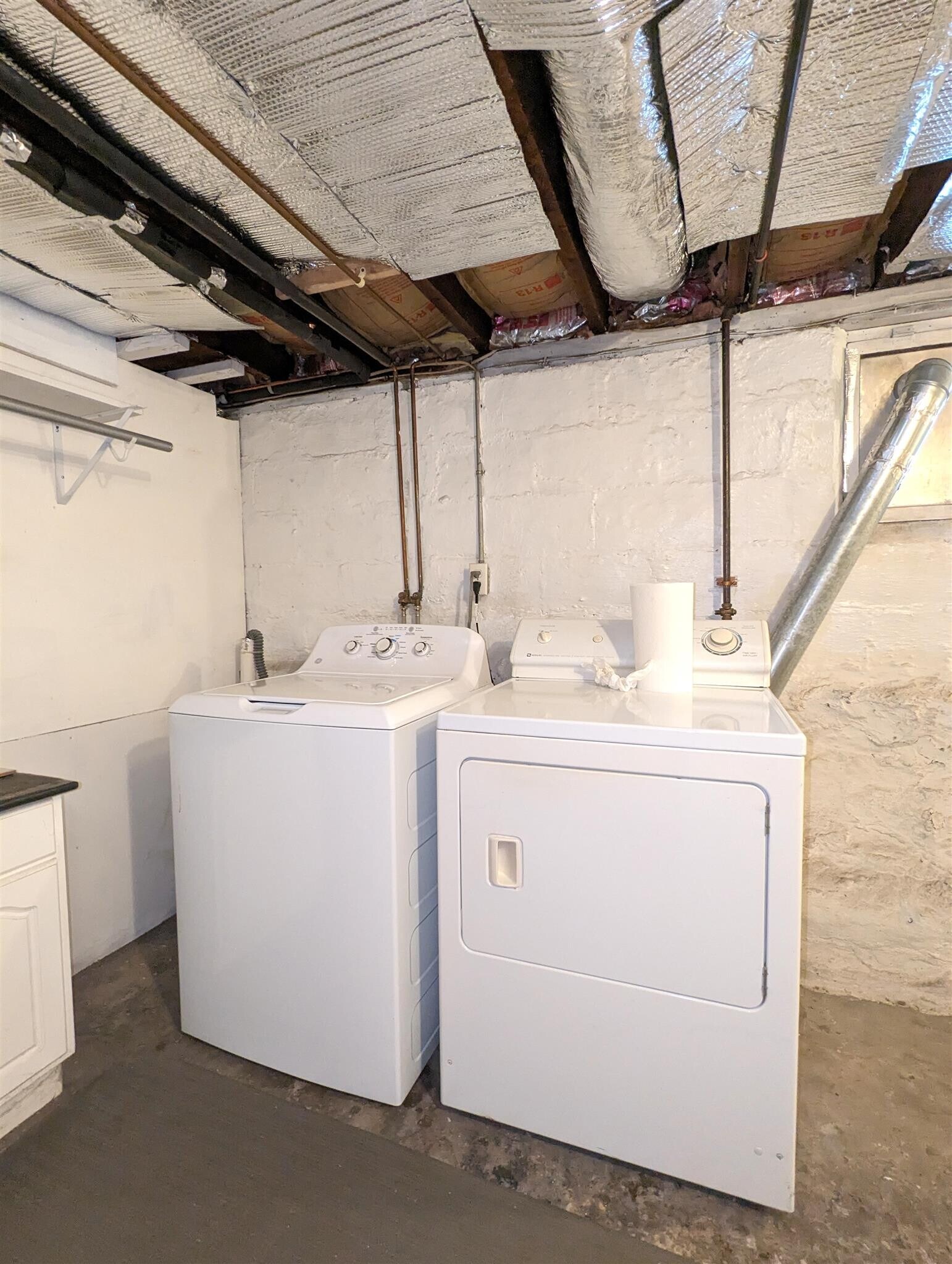 Building Photo - 108 W Quincy St