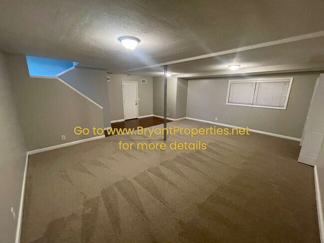 Building Photo - Nashville - 3 Bedroom, 2 Baths, 37217 Area