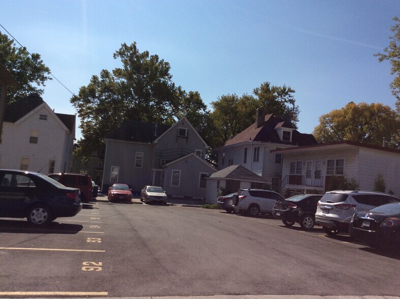 Building Photo - 507 N Linn St