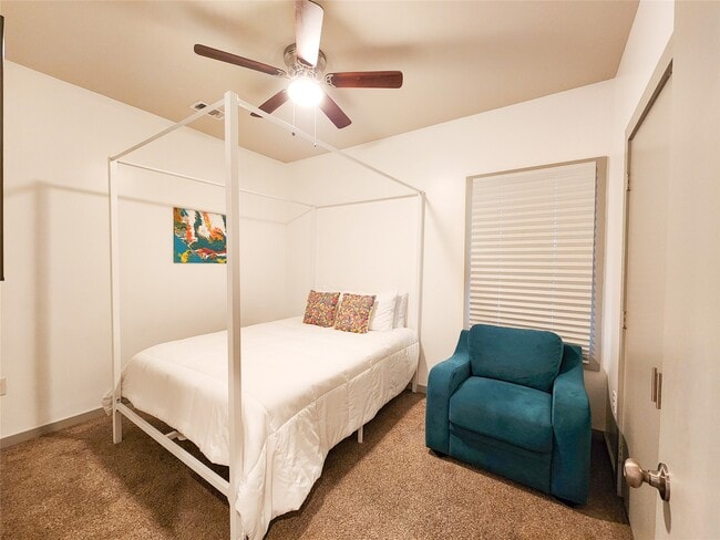 Building Photo - 5910 Shelburne St