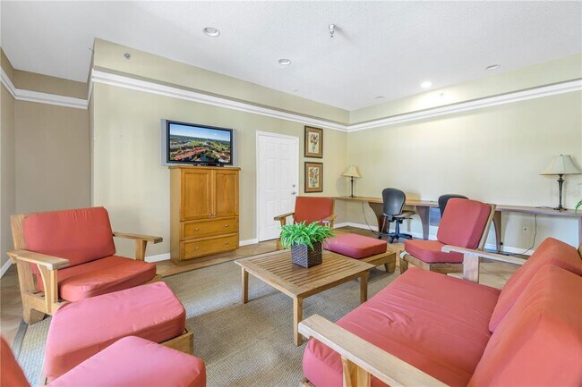 Building Photo - 2400 Feather Sound Dr