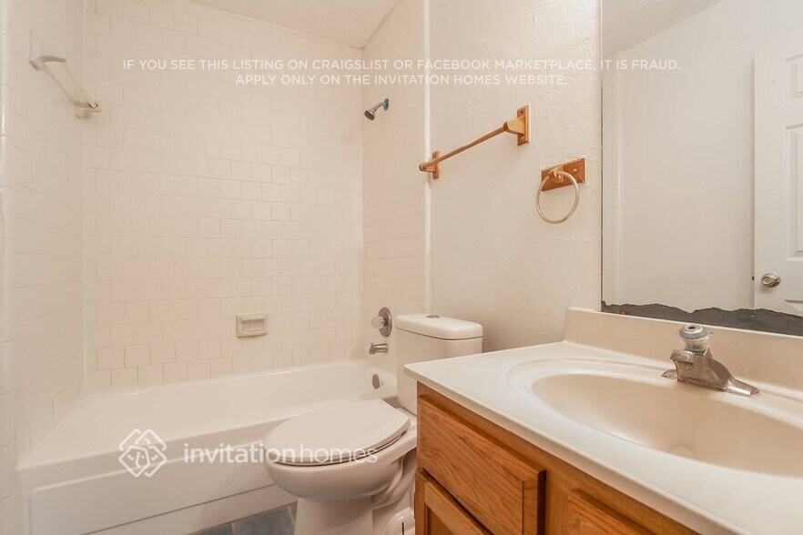 Building Photo - 2131 Goldspring Ln