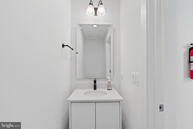 Building Photo - 2609 Platt Ct NW