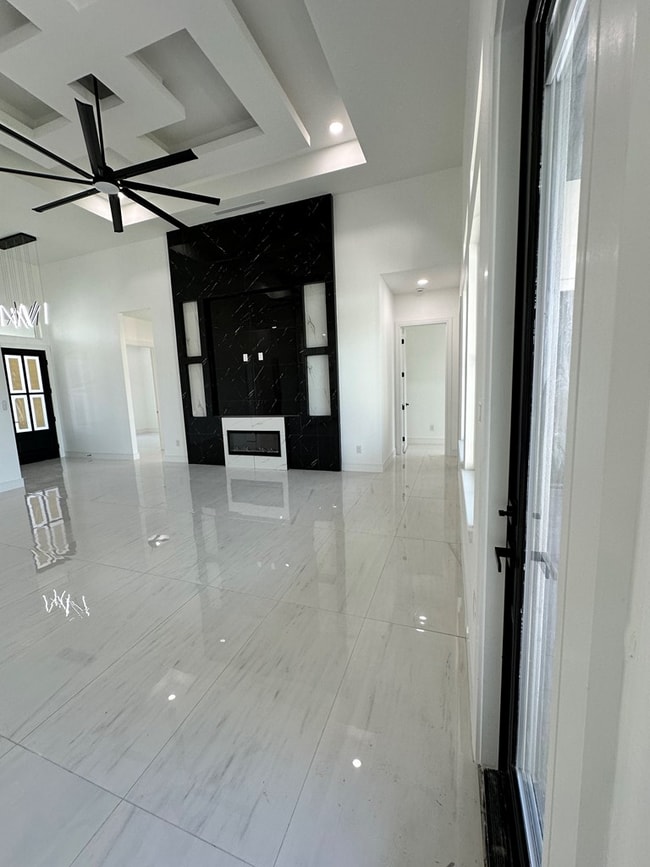 Building Photo - 124 Seagrape Ln