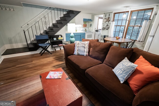 Building Photo - 290.5 Milledge Cir