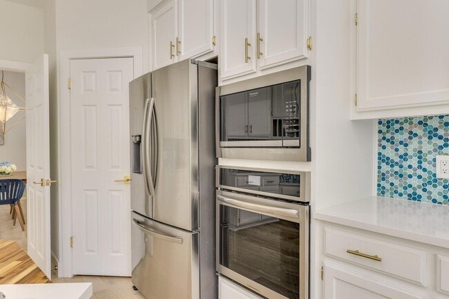 Building Photo - 3914 Latimer Dr